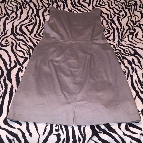 Dress 💁🏾♀️ - Picture 2 of 2